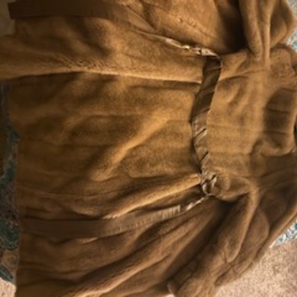 Tissavel Country Pacer Fur Coat - Picture 3 of 5